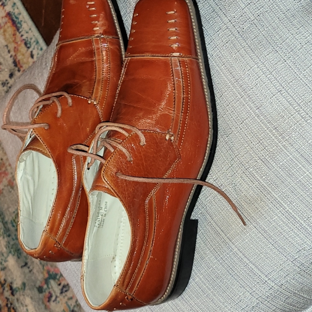 Men's shoes